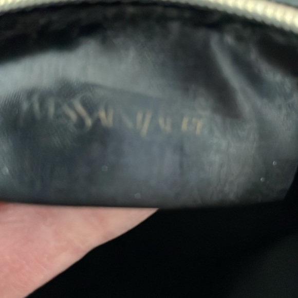 YSL Cosmetics Bag. - Picture 7 of 8